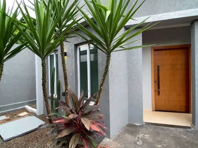 #172 - Casa para Venta en Ciudad del Este - PY-10 - 2
