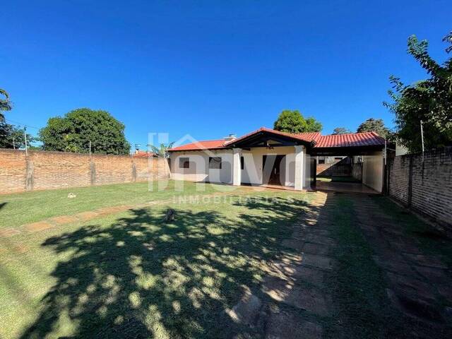 #357 - Casa para Venta en Ciudad del Este - PY-10