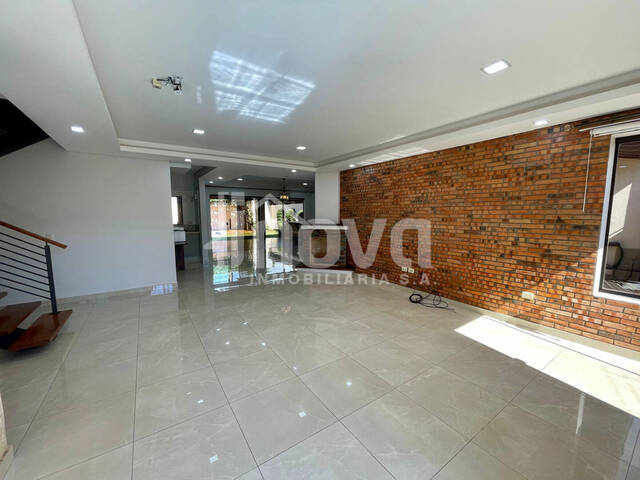#401 - Casa para Venta en Ciudad del Este - PY-10