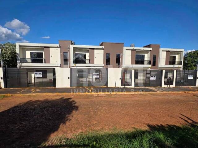 #441 - Casa para Venta en Presidente Franco - PY-10 - 2