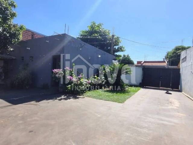 Casa para Venta en Ciudad del Este - 2